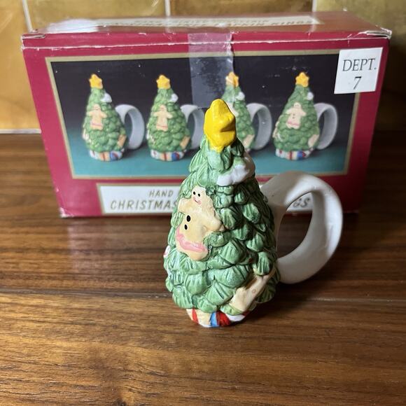 World Bazaars Christmas Tree Napkin Rings Gingerbread Porcelain Set of 4 - Picture 1 of 8